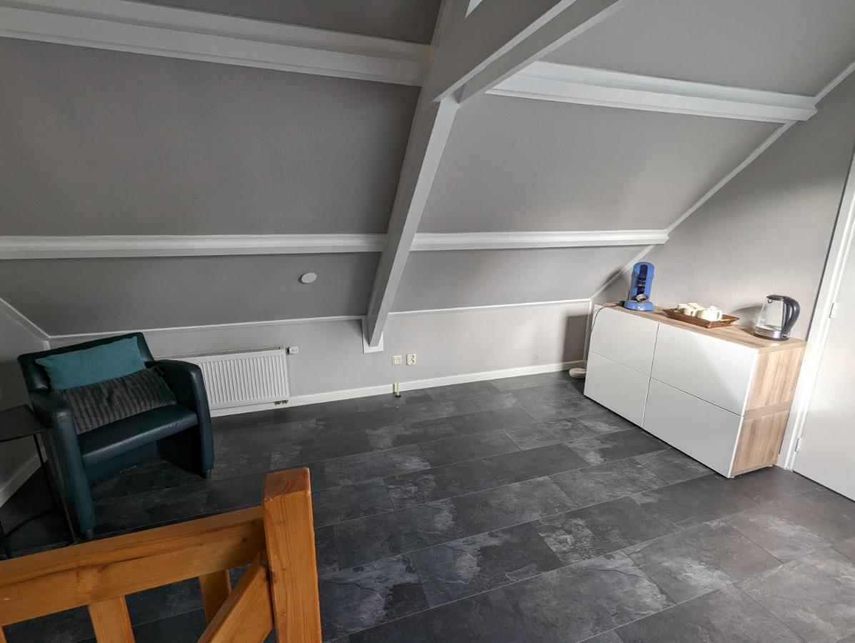 Knus Appartement Aan Bosrand Hornsterzwaag Екстериор снимка