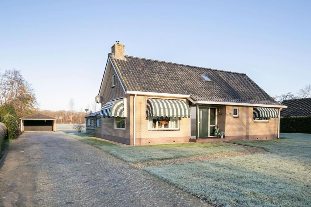 Knus Appartement Aan Bosrand Hornsterzwaag Екстериор снимка